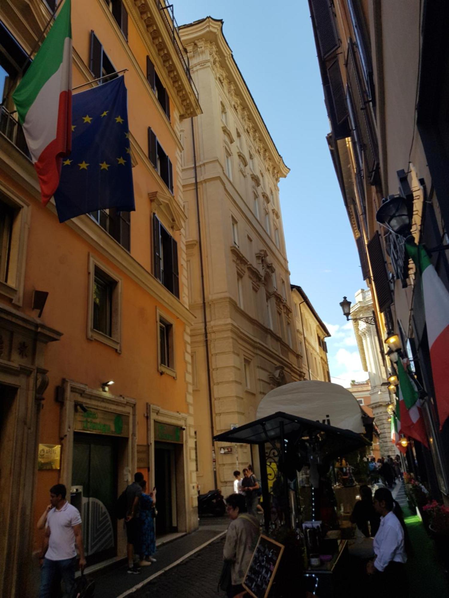 Apartment Un Relax A Fontana Di Trevi Rom